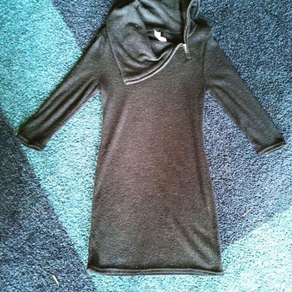 Mini Dress - Picture 2 of 2